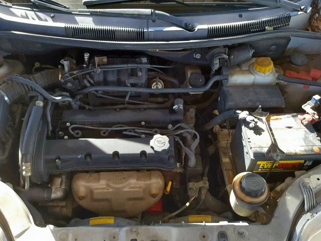 KL1TJ52684B255103 - 2004 CHEVROLET AVEO LS SILVER photo 7