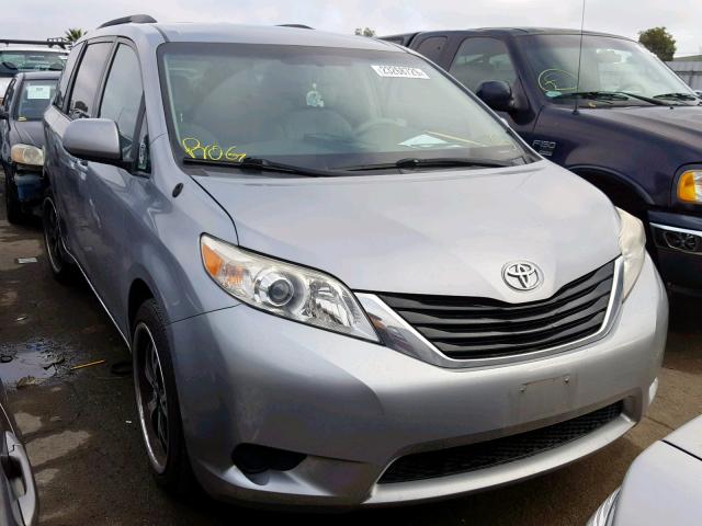 5TDJK3DC8BS026334 - 2011 TOYOTA SIENNA LE SILVER photo 1