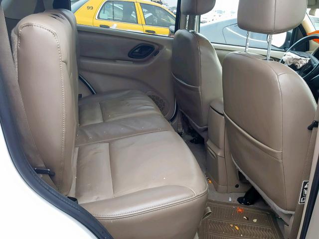 1FMYU93183KD49511 - 2003 FORD ESCAPE XLT WHITE photo 6