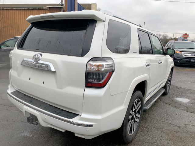 JTEBU5JR1G5345649 - 2016 TOYOTA 4RUNNER SR WHITE photo 3