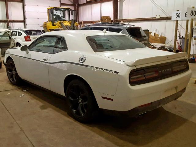 2C3CDZAG5JH282512 - 2018 DODGE CHALLENGER WHITE photo 3