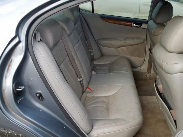 JTHBA30G255091804 - 2005 LEXUS ES 330 GRAY photo 6