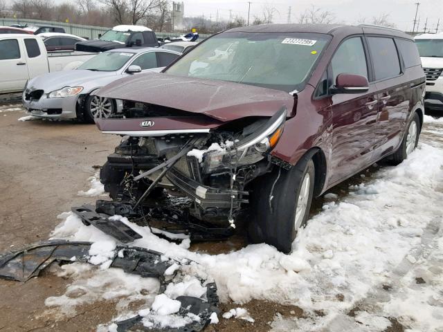 KNDMB5C11H6229616 - 2017 KIA SEDONA LX BLACK photo 2