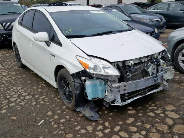 JTDKN3DU2D1728086 - 2013 TOYOTA PRIUS 白色 照片 1