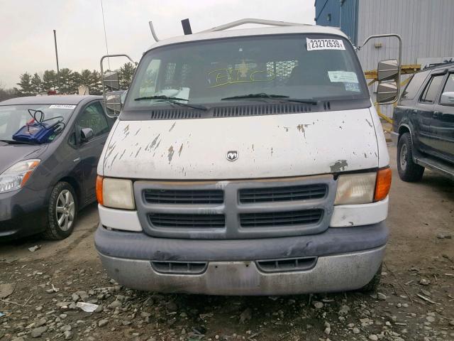 2B7KB31Z0XK579906 - 1999 DODGE RAM VAN B3 WHITE photo 9