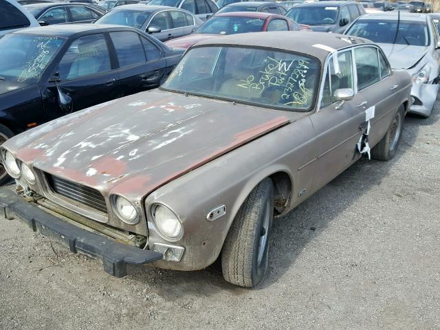 UE2R53817 - 1974 JAGUAR XJ12L BEIGE photo 2