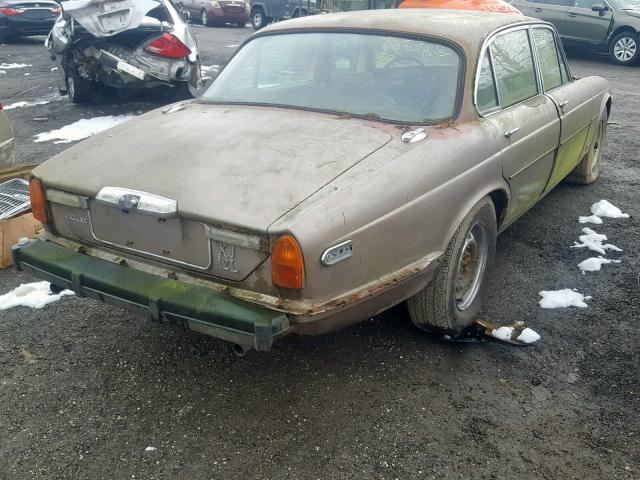 UE2R53817 - 1974 JAGUAR XJ12L BEIGE photo 4