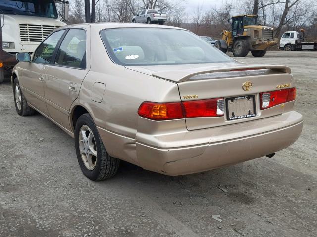JT2BF22K010291918 - 2001 TOYOTA CAMRY CE Кремовый фото 3