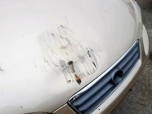 JT2BF22K010291918 - 2001 TOYOTA CAMRY CE Кремовый фото 9