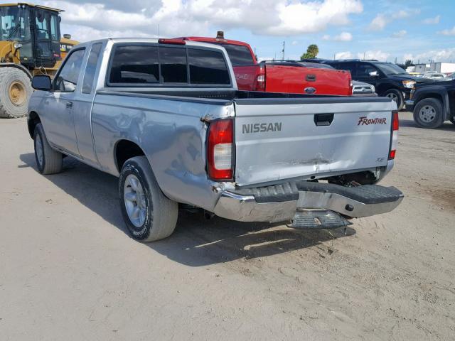 1N6DD26S3YC309141 - 2000 NISSAN FRONTIER K SILVER photo 3