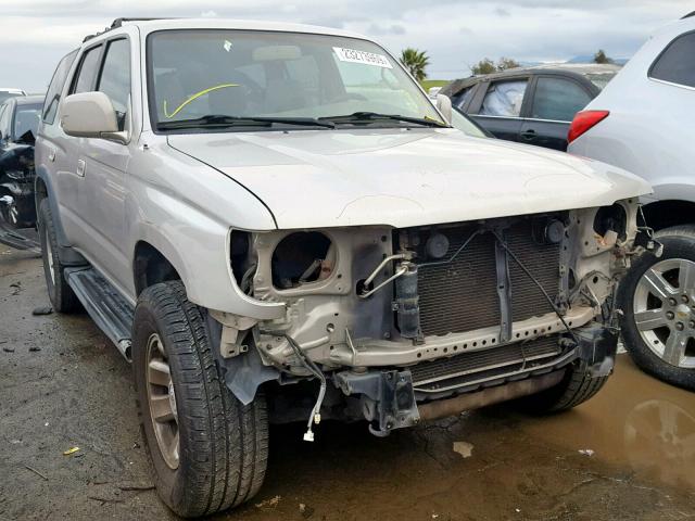 JT3HN86R0Y0290166 - 2000 TOYOTA 4RUNNER SR 银色 照片 1