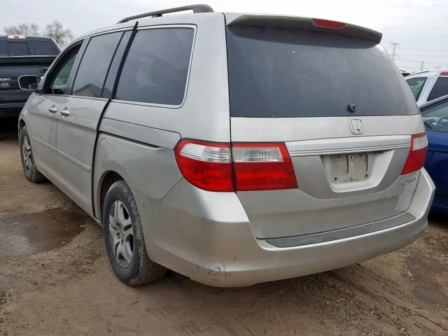 5FNRL38745B030208 - 2005 HONDA ODYSSEY EX SILVER photo 3