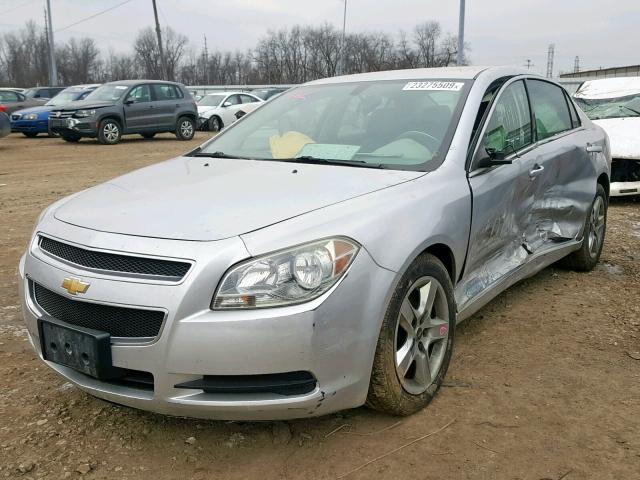 1G1ZB5E17BF262753 - 2011 CHEVROLET MALIBU LS 银色 照片 2