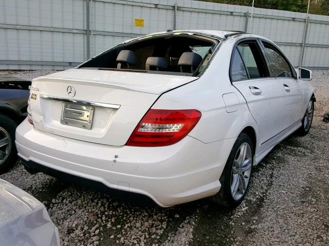 WDDGF4HB4DA864372 - 2013 MERCEDES-BENZ C 250 WHITE photo 4