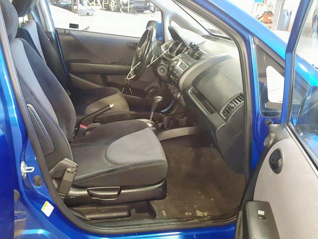 JHMGD38607S018556 - 2007 HONDA FIT S BLUE photo 5