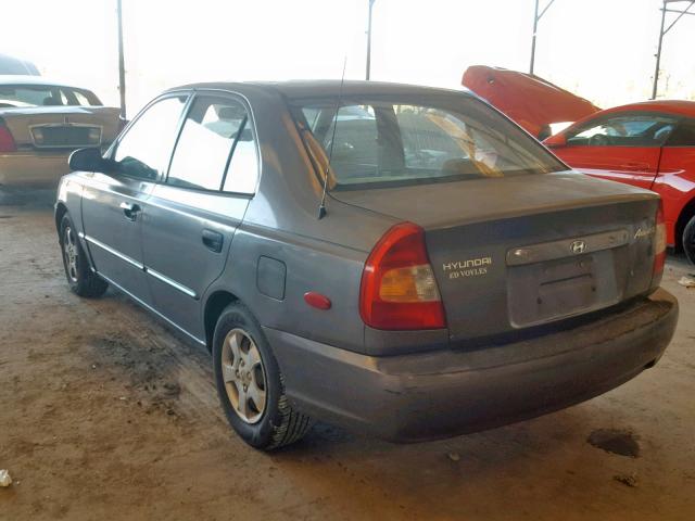 KMHCG45G5YU069661 - 2000 HYUNDAI ACCENT GL GRAY photo 3