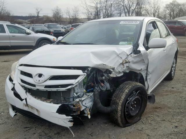 JTDBU4EE0C9173865 - 2012 TOYOTA COROLLA BA 白色 照片 2