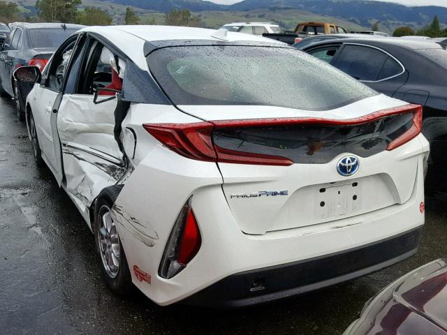 JTDKARFP8H3009697 - 2017 TOYOTA PRIUS PRIM თეთრი ფოტო 3