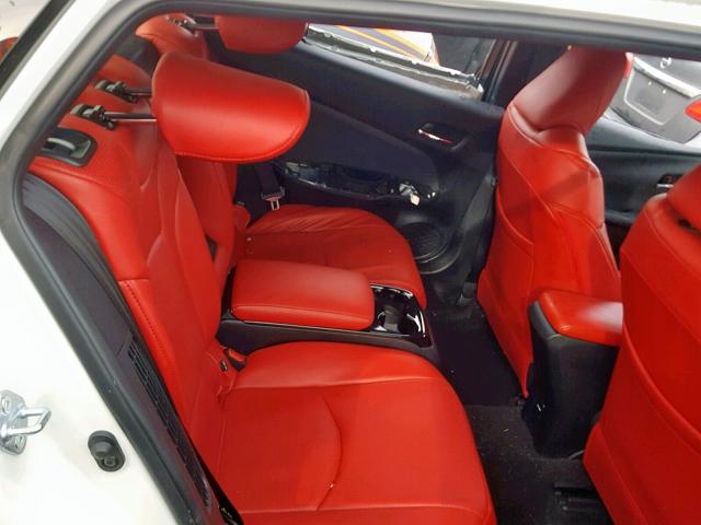 JTDKARFP8H3009697 - 2017 TOYOTA PRIUS PRIM თეთრი ფოტო 6