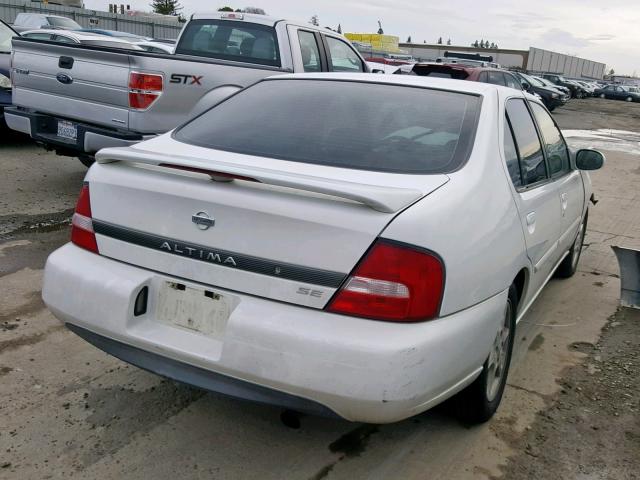 1N4DL01AXYC147751 - 2000 NISSAN ALTIMA XE WHITE photo 4