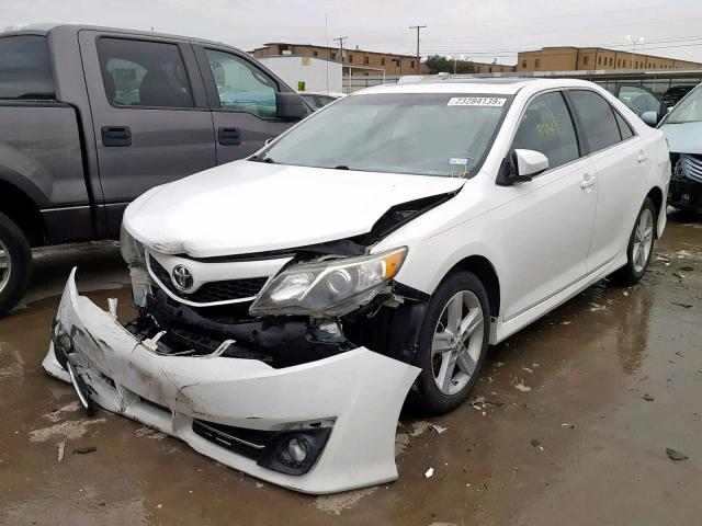 4T1BF1FK1CU542951 - 2012 TOYOTA CAMRY BASE WHITE photo 2