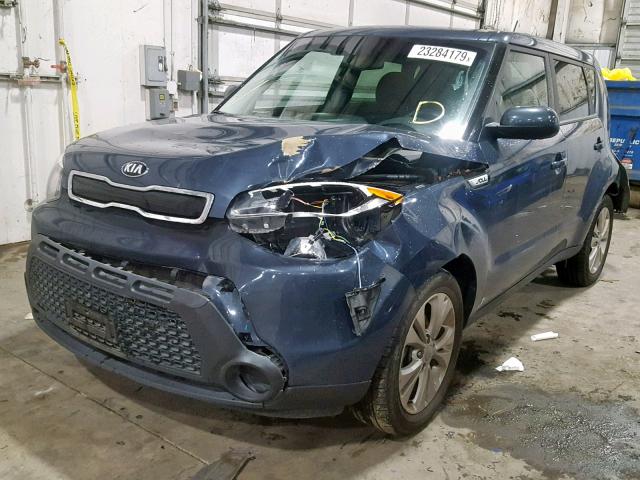 KNDJP3A57F7180363 - 2015 KIA SOUL + BLUE photo 2