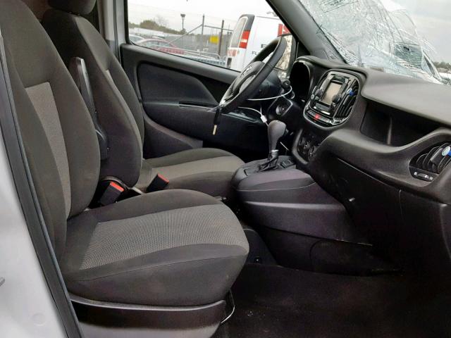 ZFBERFAB4H6E60310 - 2017 RAM PROMASTER 白色 照片 5