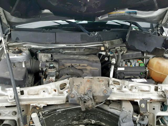 2CKDL63F666089173 - 2006 PONTIAC TORRENT SILVER photo 7