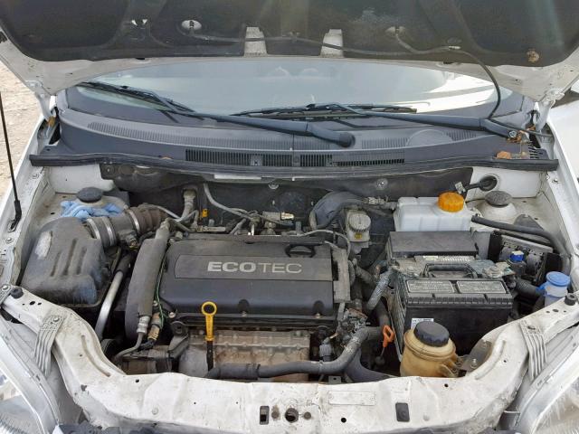 KL1TD6DE9BB227096 - 2011 CHEVROLET AVEO LS WHITE photo 7