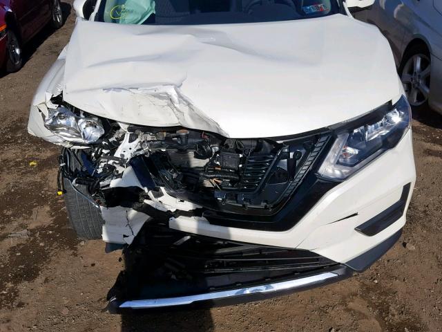 5N1AT2MV0HC887019 - 2017 NISSAN ROGUE SV Blanco foto 7