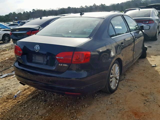 3VWLX7AJ1BM004158 - 2011 VOLKSWAGEN JETTA SEL BLACK photo 4