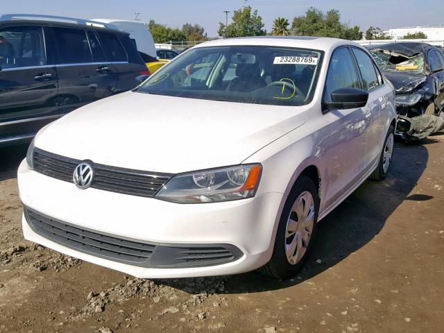 3VW2K7AJ8DM370955 - 2013 VOLKSWAGEN JETTA BASE Սպիտակ լուսանկար 2