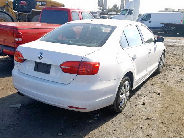 3VW2K7AJ8DM370955 - 2013 VOLKSWAGEN JETTA BASE Սպիտակ լուսանկար 4