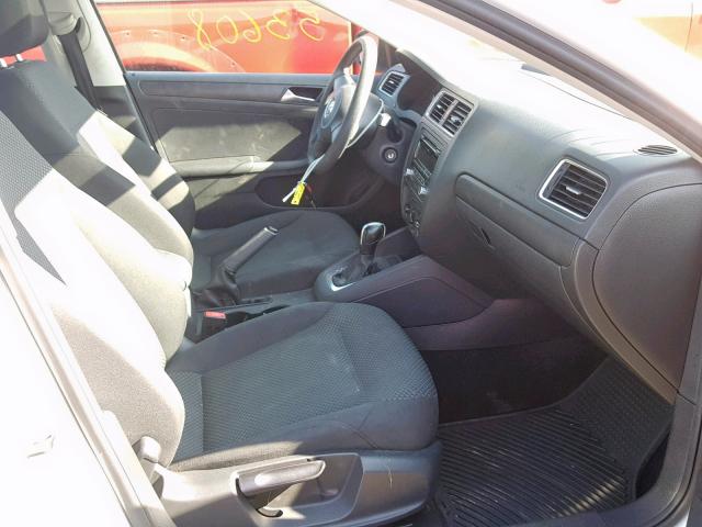 3VW2K7AJ8DM370955 - 2013 VOLKSWAGEN JETTA BASE Սպիտակ լուսանկար 5