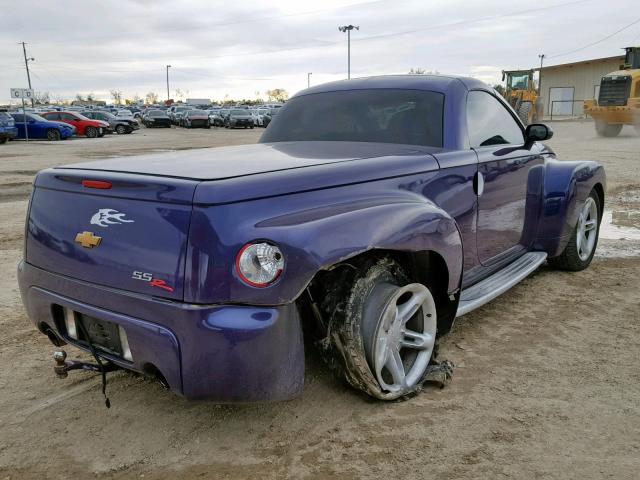1GCES14P24B107865 - 2004 CHEVROLET SSR 紫色 照片 4
