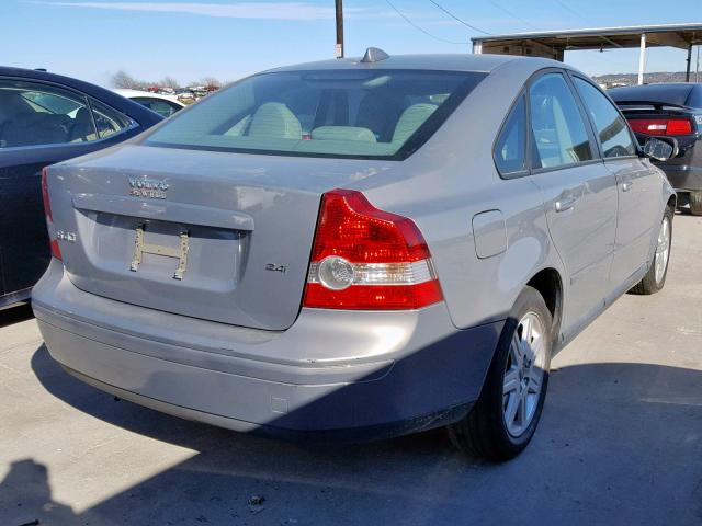 YV1MS382562177315 - 2006 VOLVO S40 2.4I GRAY photo 4