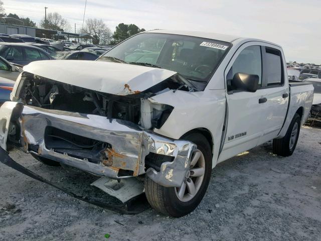 1N6BA0EK8DN305669 - 2013 NISSAN TITAN S WHITE photo 2