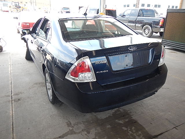 3FAHP07Z28R224813 - 2008 FORD FUSION SE BLUE photo 3