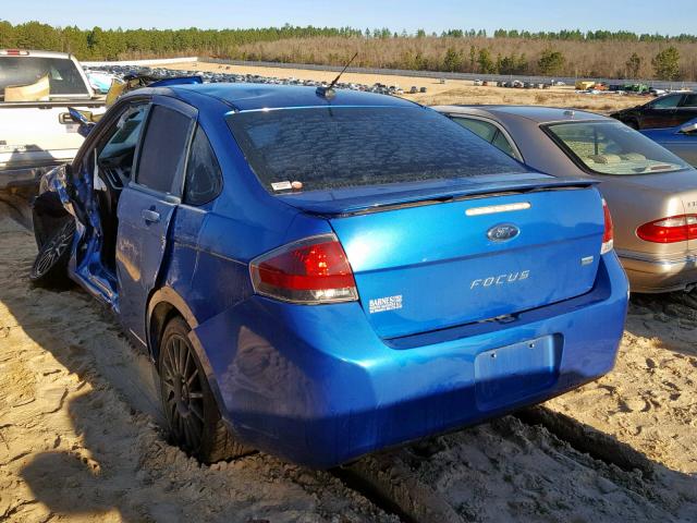 1FAHP3GN9AW236619 - 2010 FORD FOCUS SES BLUE photo 3