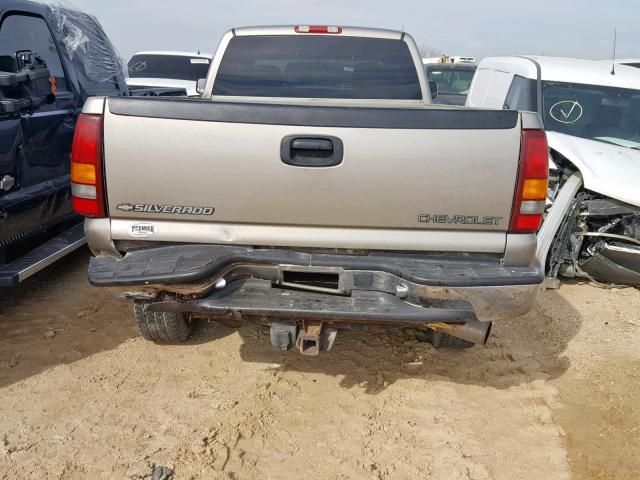 1GCHK29142E121401 - 2002 CHEVROLET SILVERADO GRAY photo 9