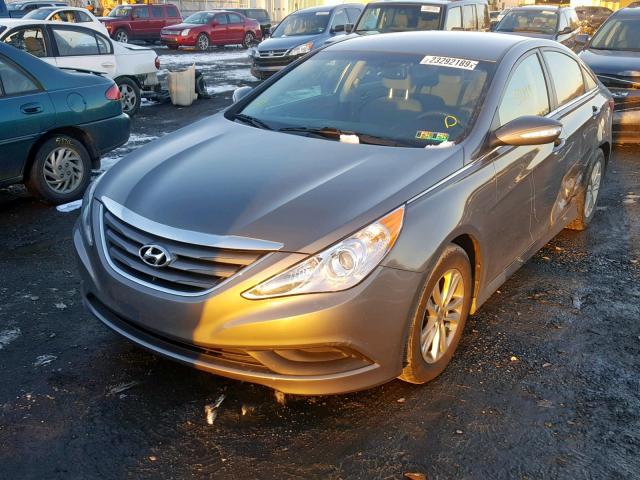 5NPEB4AC9EH819079 - 2014 HYUNDAI SONATA GLS GRAY photo 2