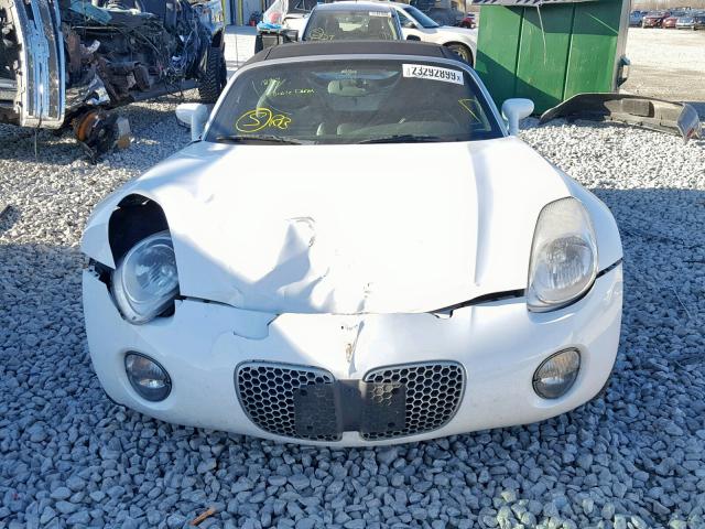 1G2MB35B98Y125121 - 2008 PONTIAC SOLSTICE WHITE photo 7