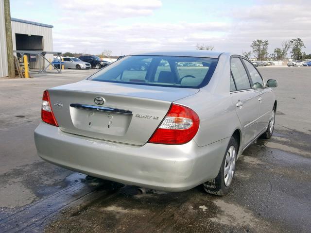 4T1BE32K24U902704 - 2004 TOYOTA CAMRY LE SILVER photo 4