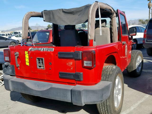 1J4FA241X8L541924 - 2008 JEEP WRANGLER X RED photo 4