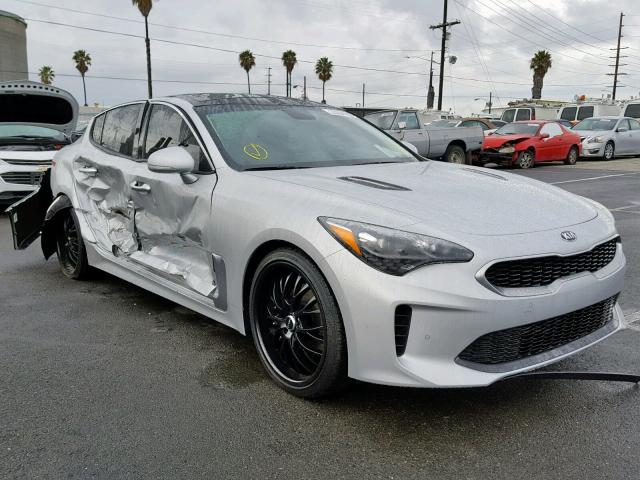 KNAE25LA5J6033878 - 2018 KIA STINGER PR SILVER photo 1