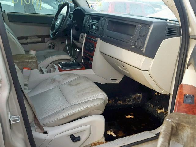 1J8HH58247C673387 - 2007 JEEP COMMANDER BEIGE photo 5
