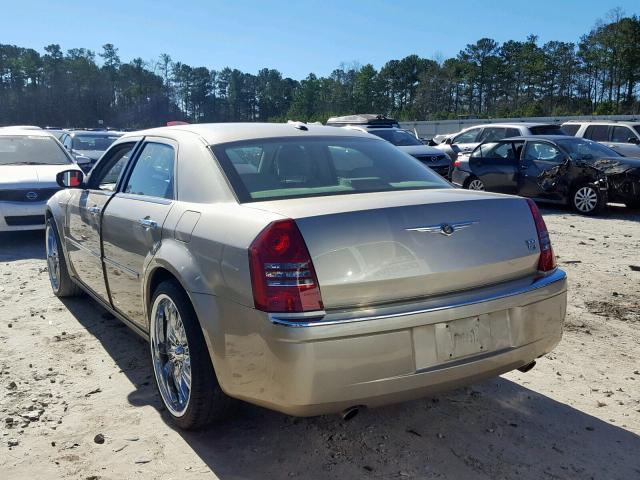 2C3KA63H67H659804 - 2007 CHRYSLER 300C GOLD photo 3