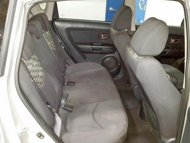 KNDJT2A21A7144656 - 2010 KIA SOUL + ვერცხლისფერი ფოტო 6