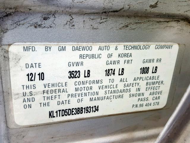 KL1TD5DE3BB193134 - 2011 CHEVROLET AVEO LS SILVER photo 10