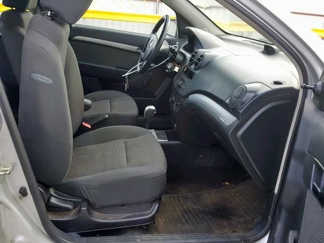 KL1TD5DE3BB193134 - 2011 CHEVROLET AVEO LS SILVER photo 5